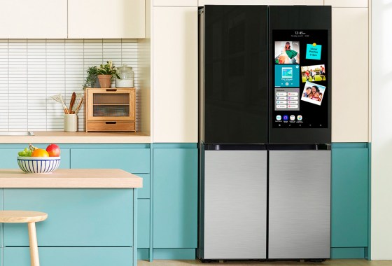 This bestselling Samsung refrigerator is $2,000 off ahead of the holidays