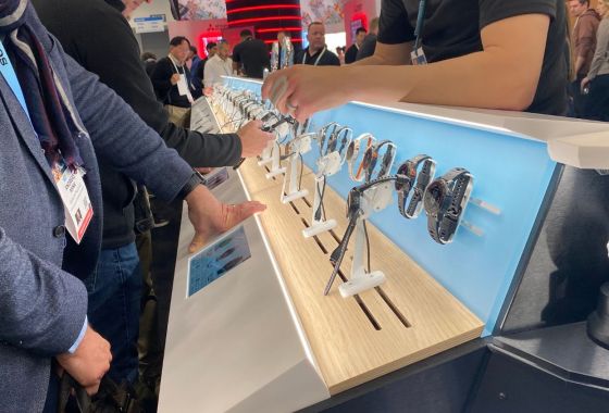 Garmin digs in as the smartwatch maker for everyone