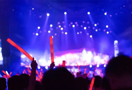 10 best light up toys to get for your next festival