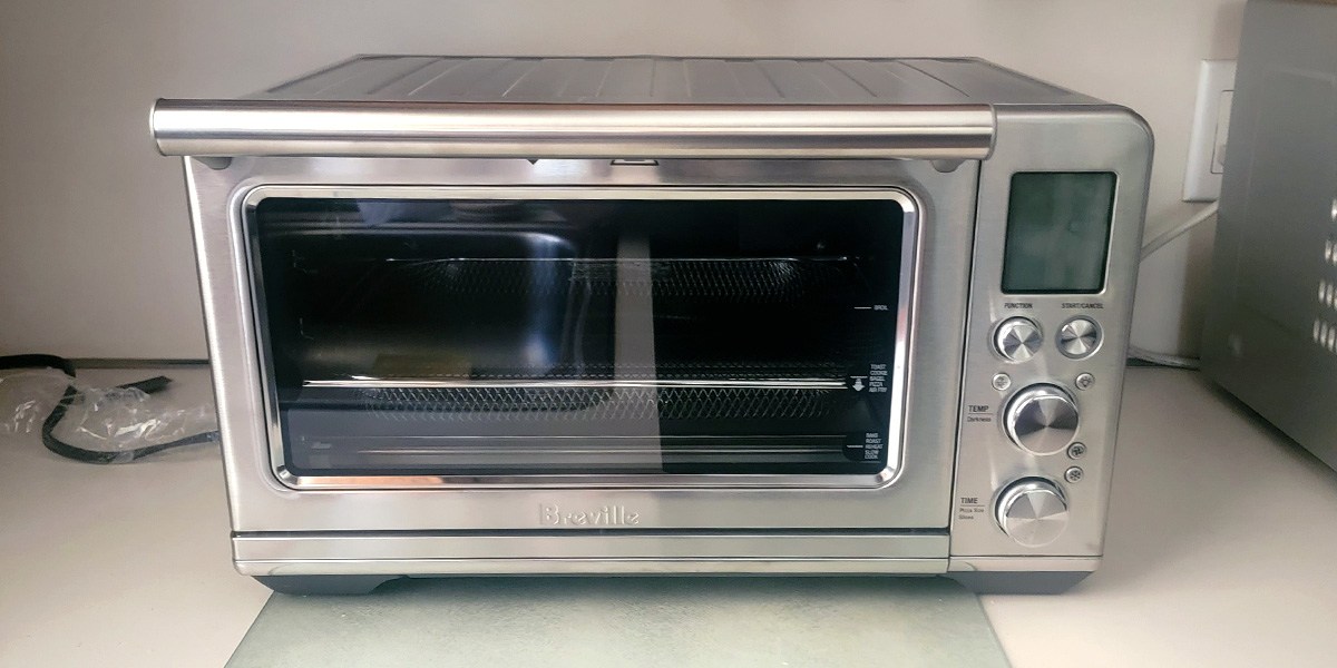 Breville Smart Oven Air Fryer on countertop Breville Smart Oven Air Fryer on countertop