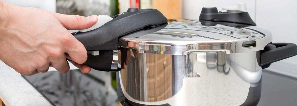 Cuisinart CPC22-8 8 Quart Pressure Cooker
