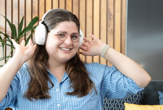 Sennheister Momentum 4 Headphone Review