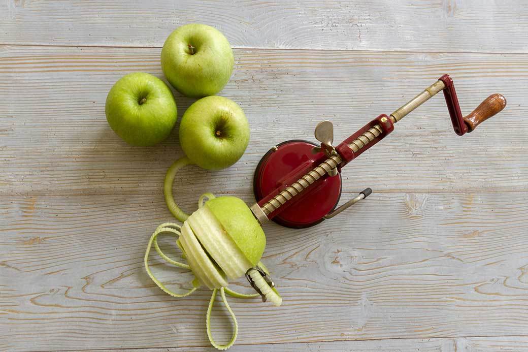 Deiss PRO Dual Julienne & Vegetable Peeler and Deiss ART Apple Slicer &  Corer Set Review : Soni's Food