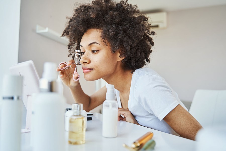 5 Best Eyelash Curlers Aug. 2024 BestReviews