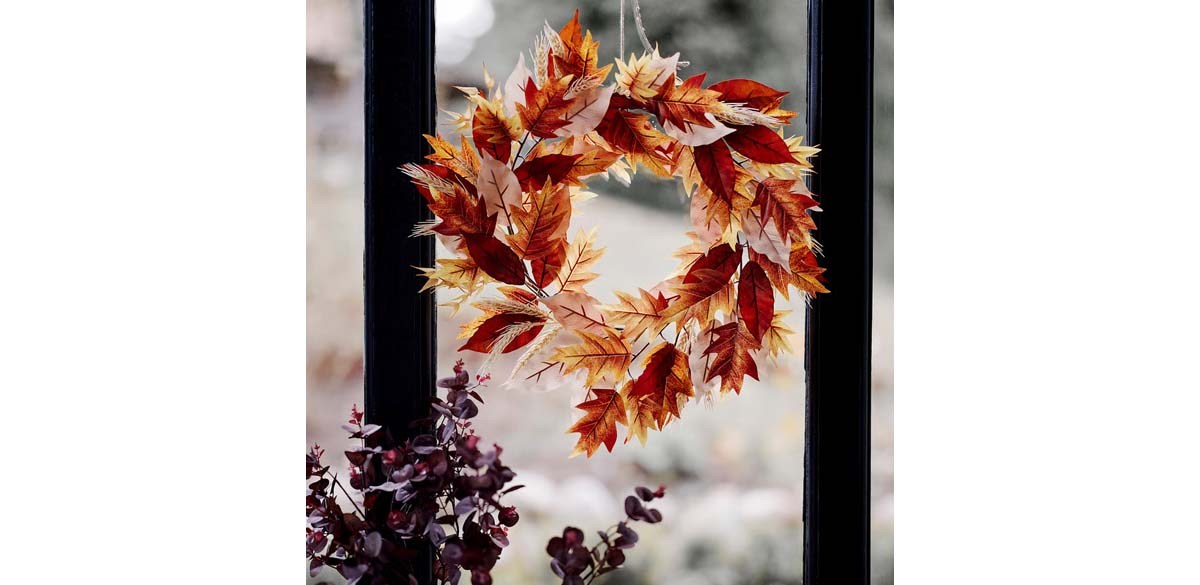 Artificial Wreath_indoor-outdoor-leaf orange brown