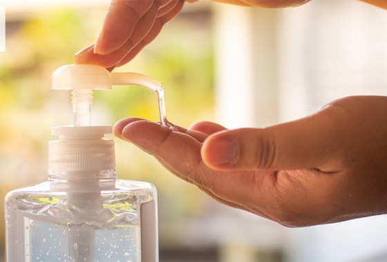 Purell hand sanitizer vs. Bath & Body Works hand sanitizer