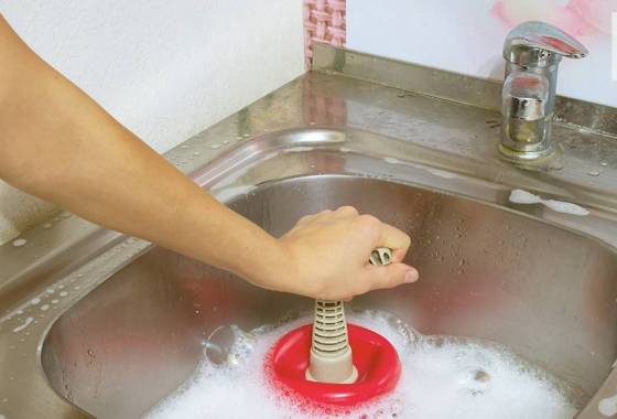 How to unclog a sink