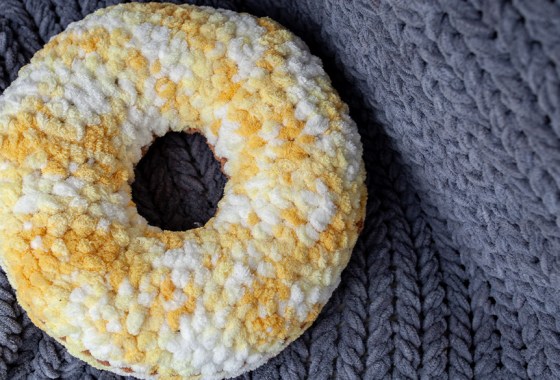 The best donut pillow