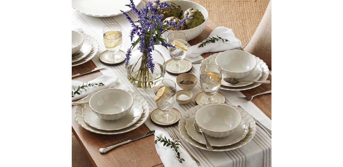 Lenox French Perle Scallop 12-Piece Dinnerware Set
