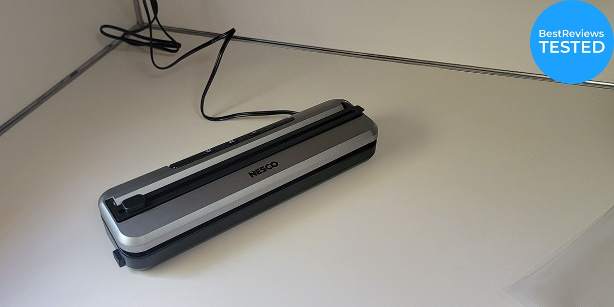 NESCO Compact Vacuum Sealer