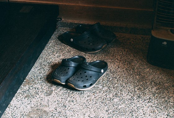 Best black Crocs