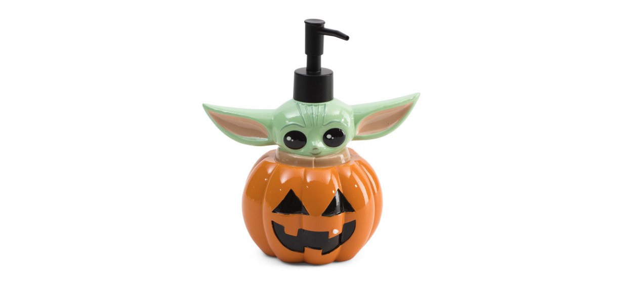 Baby Yoda pumpkin lotion pump on white background