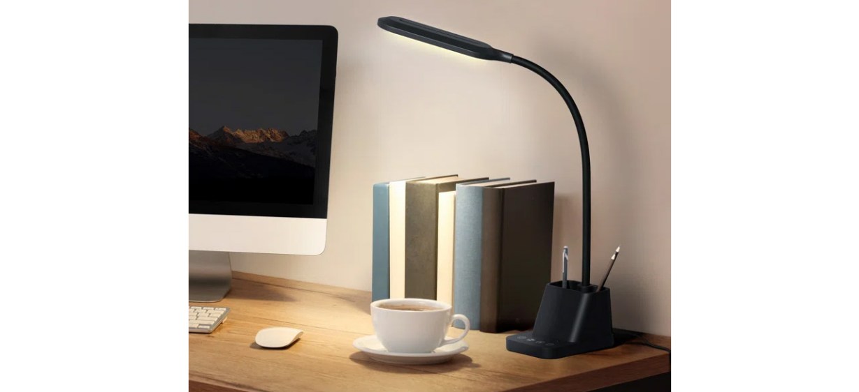 Best Latitude Run 23-inch Desk Lamp