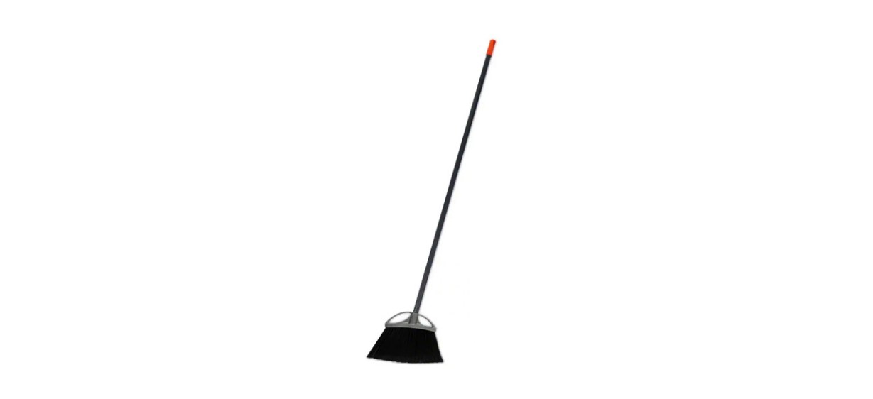 The 11 best brooms for every type of job