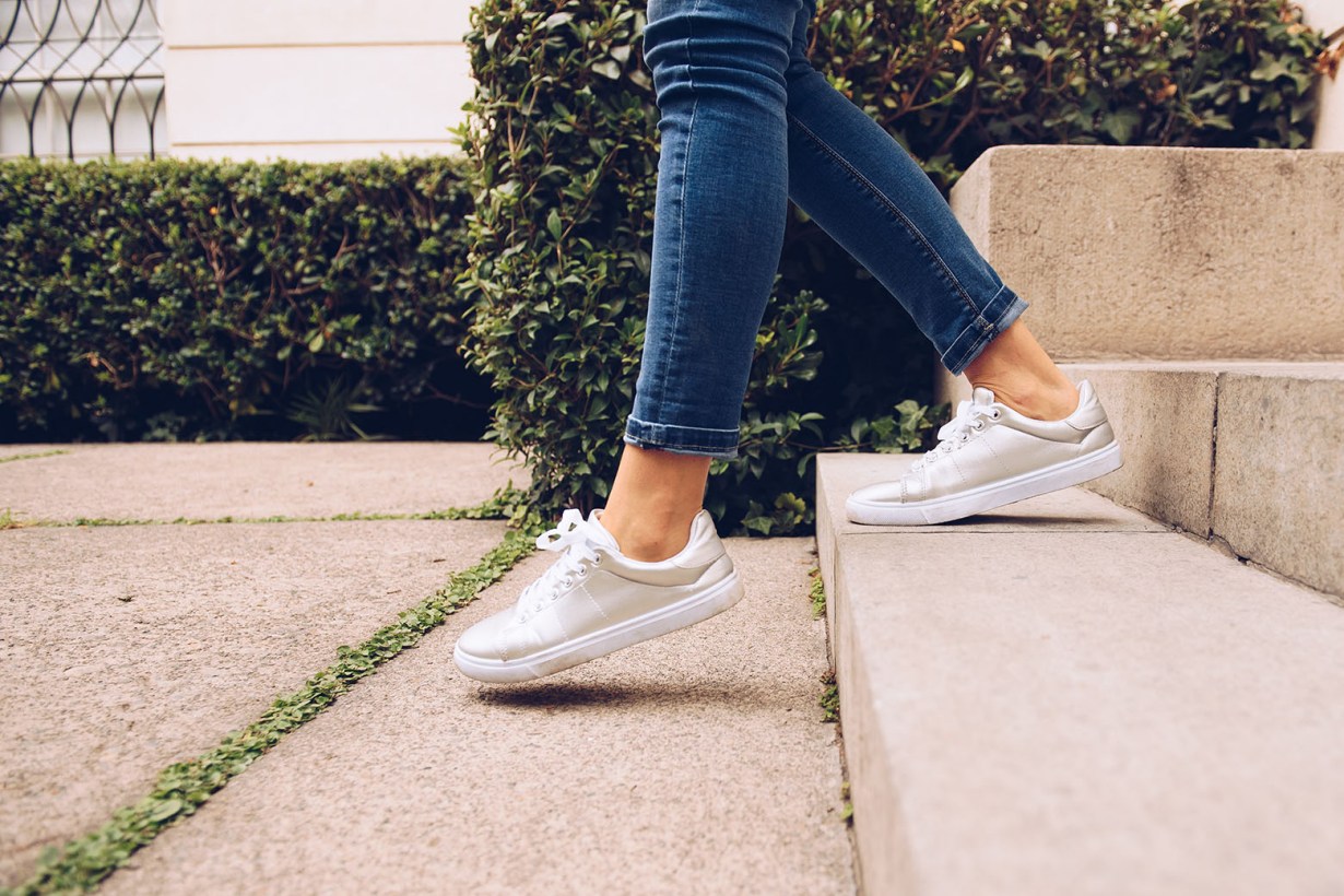 5 Best Women's Walking Shoes - May 2024 - BestReviews