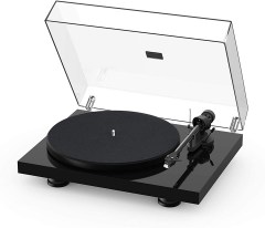 Pro-Ject Debut Carbon Evo Record Player